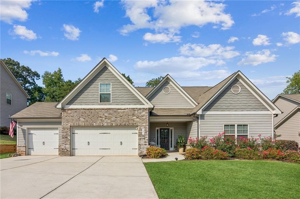 221 Charlotte Drive, Hoschton, GA 30548 — most recent listing photo