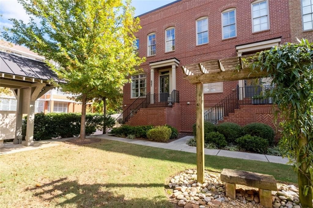 821 Virginia Park Circle, Atlanta, GA 30306 — most recent listing photo