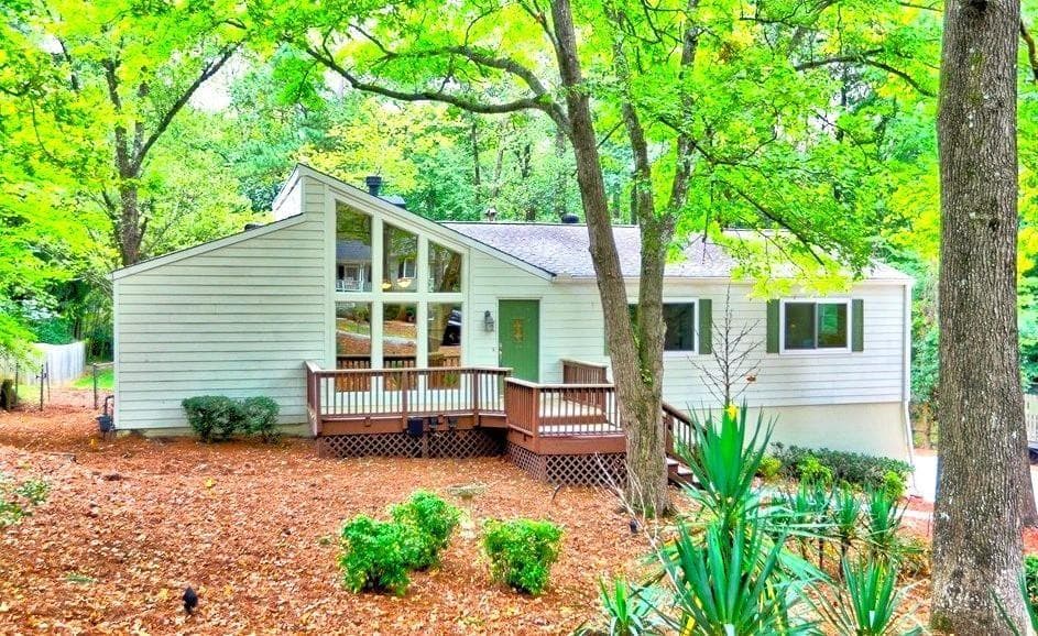 3 bedroom, 2 bathroom, 1,676 sq ft single family residence sold at 3222 Bluff Road, Marietta, GA 30062