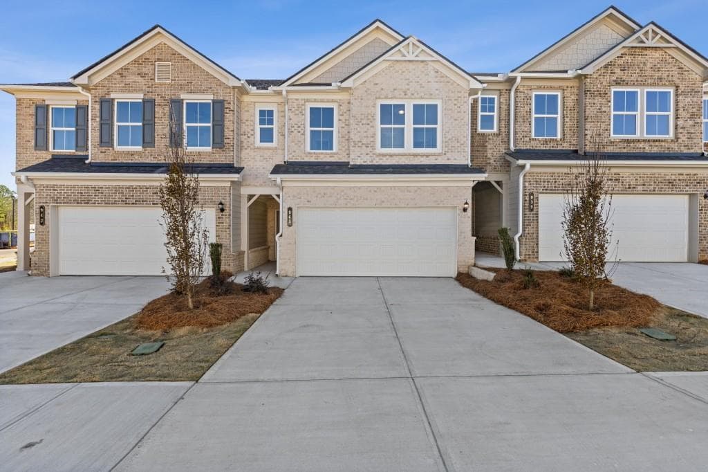4 bedroom, 3 bathroom, 1,854 sq ft townhouse sold at 976 Elwood Street, Dacula, GA 30019