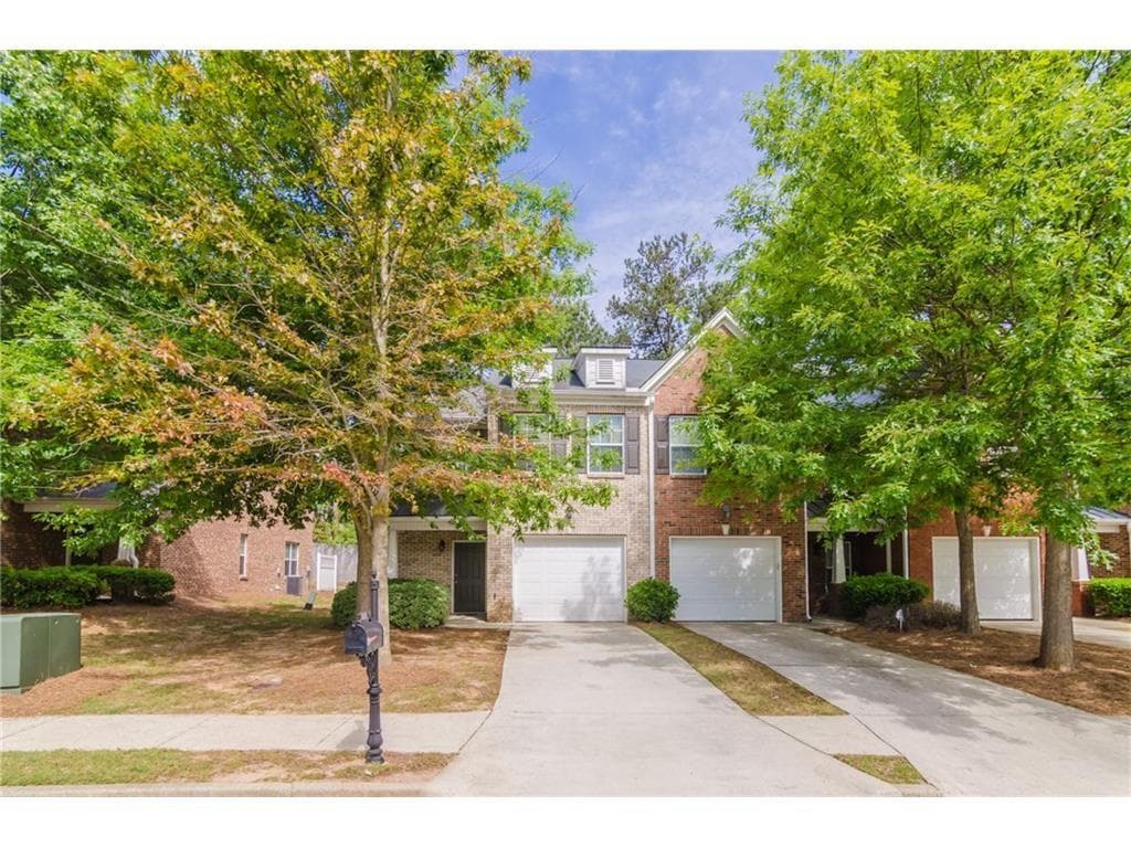 3 bedroom, 3 bathroom, 1,580 sq ft townhouse sold at 3224 Glenloch Place, Lawrenceville, GA 30044