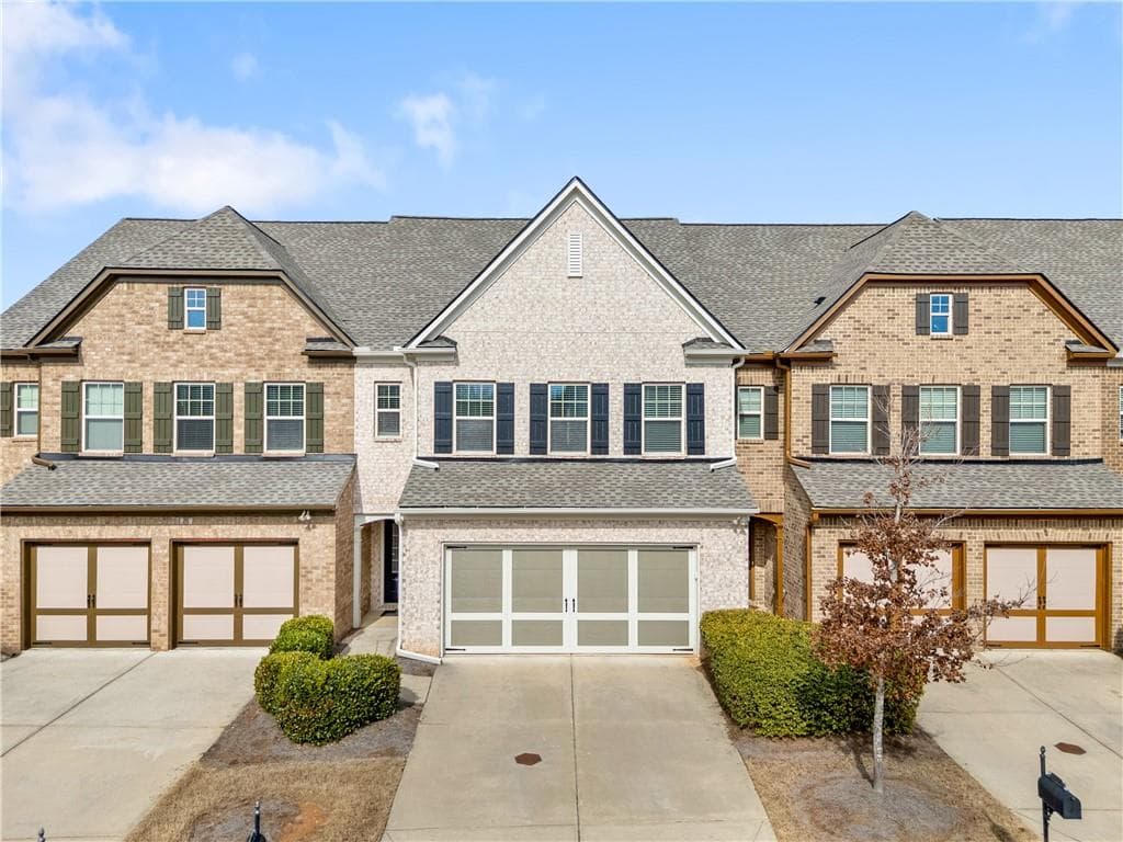 3 bedroom, 3 bathroom, 1,873 sq ft townhouse sold at 5815 Sheppard Drive, Cumming, GA 30040