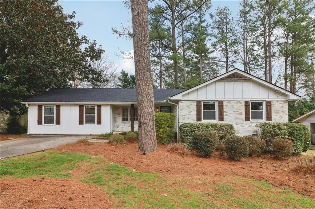 3276 Foxwood Trail, Smyrna, GA 30082 — most recent listing photo