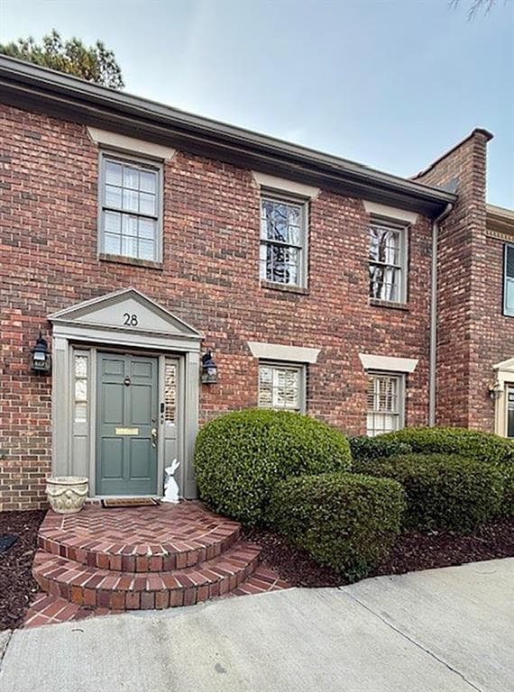 2 bedroom, 3 bathroom, 1,612 sq ft townhouse sold at 28 Old Ivy Square, Atlanta, GA 30342