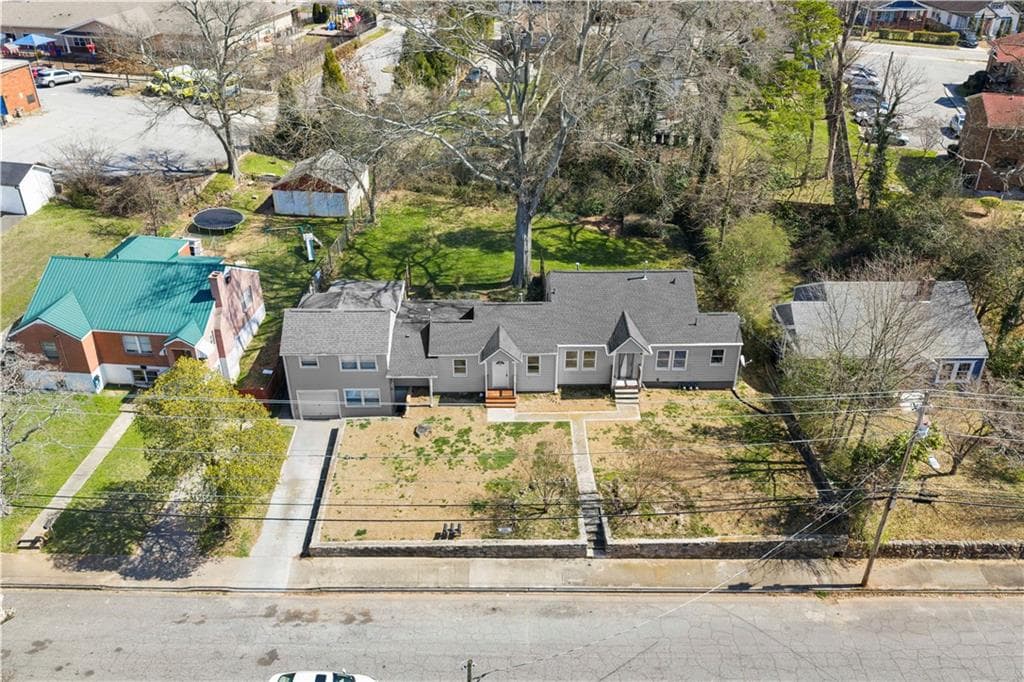 triplex sold at 2950 Semmes Street, Atlanta, GA 30344