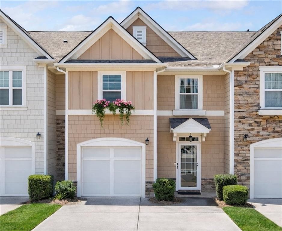 2 bedroom, 3 bathroom, 1,696 sq ft townhouse sold at 1959 Lakeshore Overlook Circle, Kennesaw, GA 30152