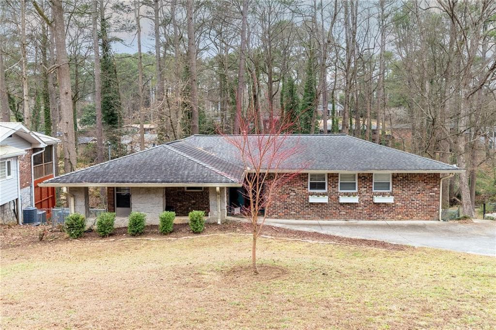 3 bedroom, 3 bathroom, 1,824 sq ft single family residence sold at 2237 Capehart Circle, Atlanta, GA 30345