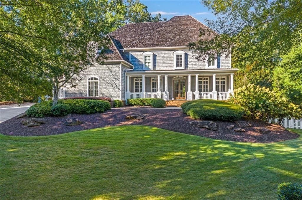 900 Crabapple Hill, Alpharetta, GA 30004 — most recent listing photo