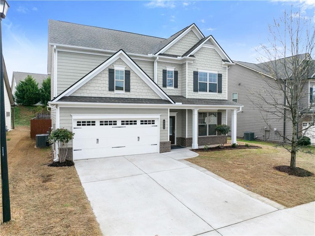 4 bedroom, 3 bathroom, 2,707 sq ft single family residence sold at 4513 Banshire Circle, Gainesville, GA 30504