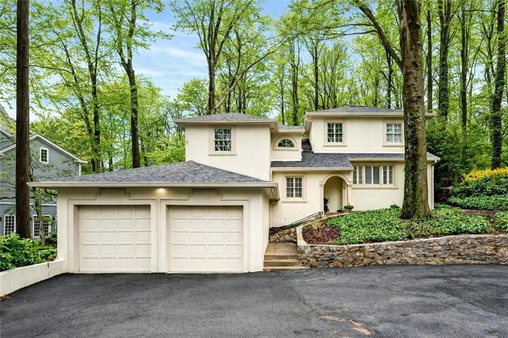 4 bedroom, 4 bathroom, 3,418 sq ft single family residence sold at 3897 Powers Ferry Road, Atlanta, GA 30342