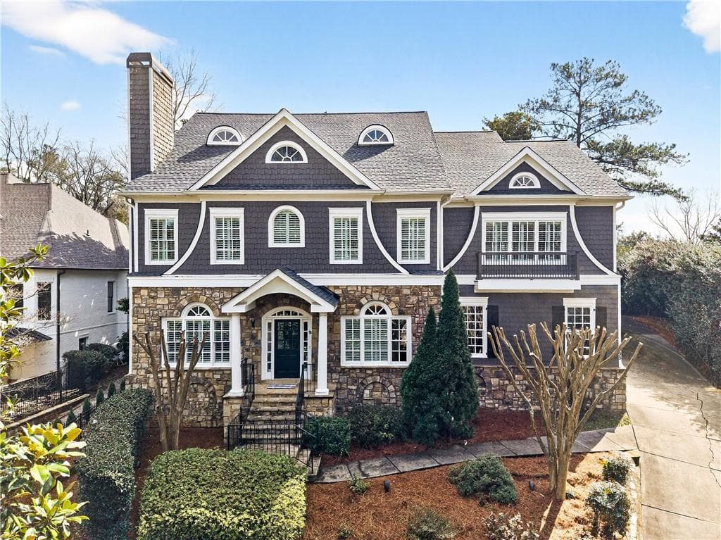 4 bedroom, 5 bathroom, 4,500 sq ft single family residence sold at 4494 Stella Drive, Atlanta, GA 30327