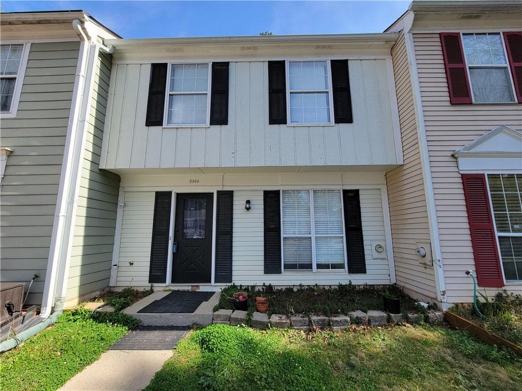 2 bedroom, 3 bathroom, 1,120 sq ft townhouse sold at 2969 Aspen Woods Entry, Atlanta, GA 30360