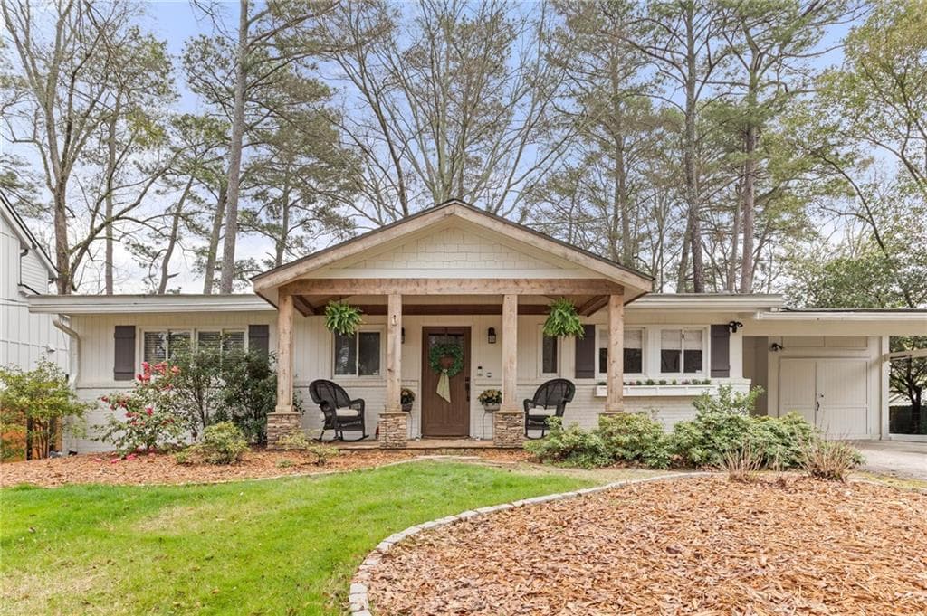 3 bedroom, 3 bathroom, 1,913 sq ft single family residence sold at 2291 Nesbitt Drive, Brookhaven, GA 30319