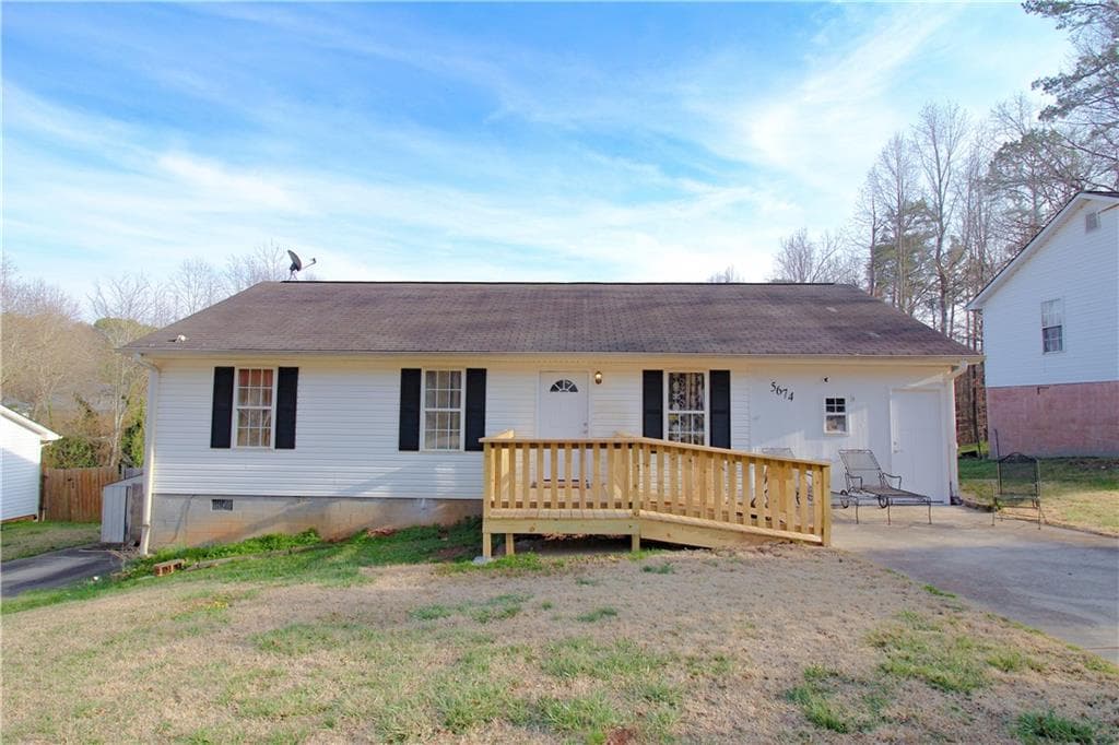 3 bedroom, 2 bathroom, 1,351 sq ft single family residence for sale at 5674 Maiden Lane, Lula, GA 30554