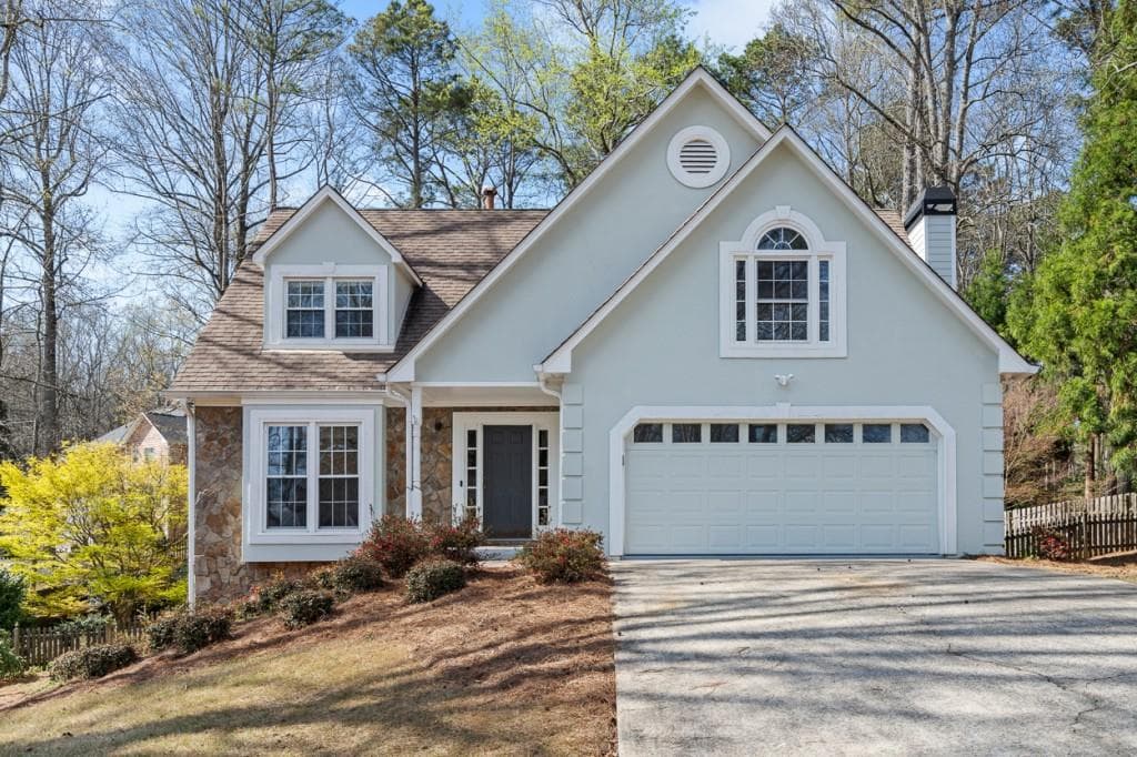 4 bedroom, 3 bathroom, 2,200 sq ft single family residence sold at 660 Trailwood Lane, Marietta, GA 30064