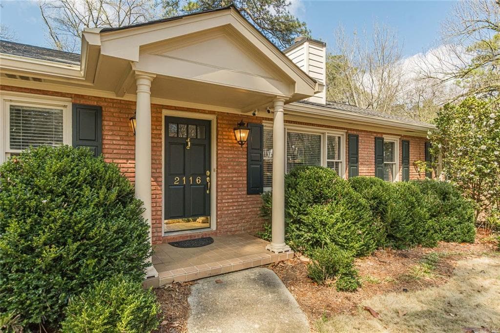 3 bedroom, 2 bathroom, 1,783 sq ft single family residence sold at 2116 Lenox Road, Atlanta, GA 30324