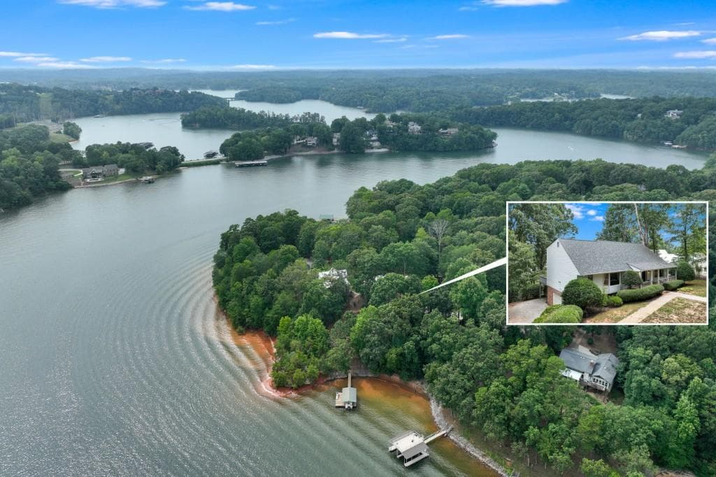 4 bedroom, 5 bathroom, 4,220 sq ft single family residence sold at 2585 Bridgewater Circle, Gainesville, GA 30506