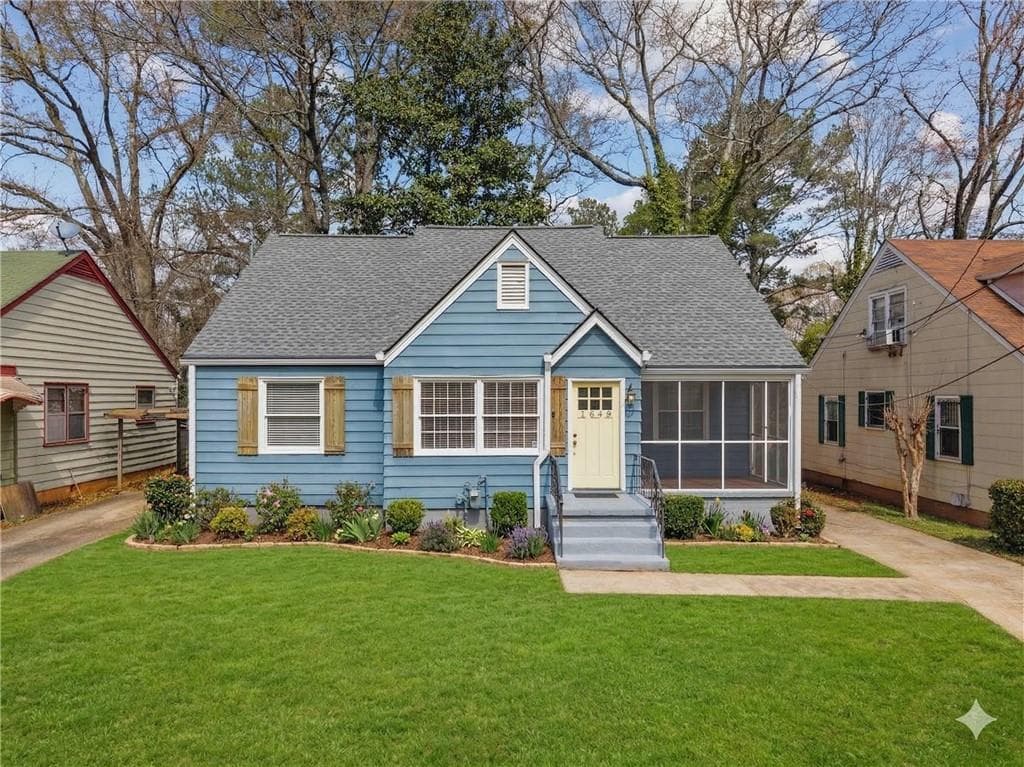 4 bedroom, 2 bathroom, 1,873 sq ft single family residence sold at 1649 Beecher Street, Atlanta, GA 30310