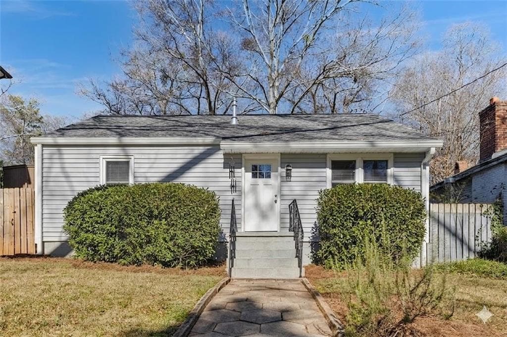 2 bedroom, 1 bathroom, 1,092 sq ft single family residence sold at 2280 1st Avenue, Atlanta, GA 30317