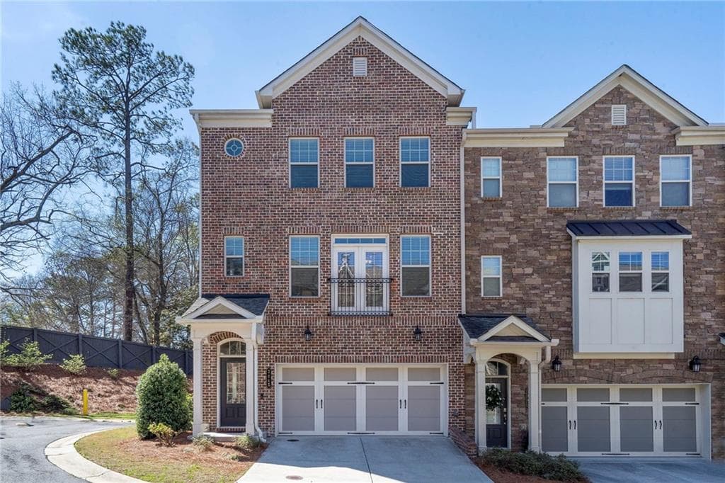 4 bedroom, 4 bathroom, 2,407 sq ft townhouse sold at 2045 Atz Cove, Atlanta, GA 30341