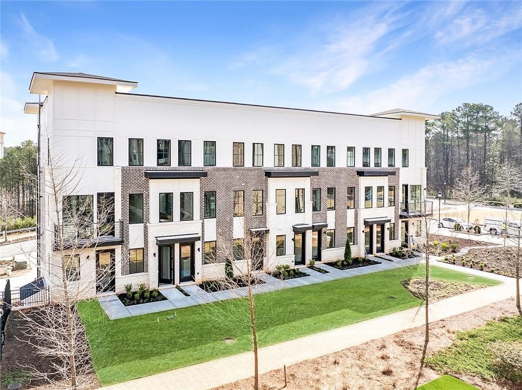 7130 Summit Place, Alpharetta, GA 30009 — most recent listing photo