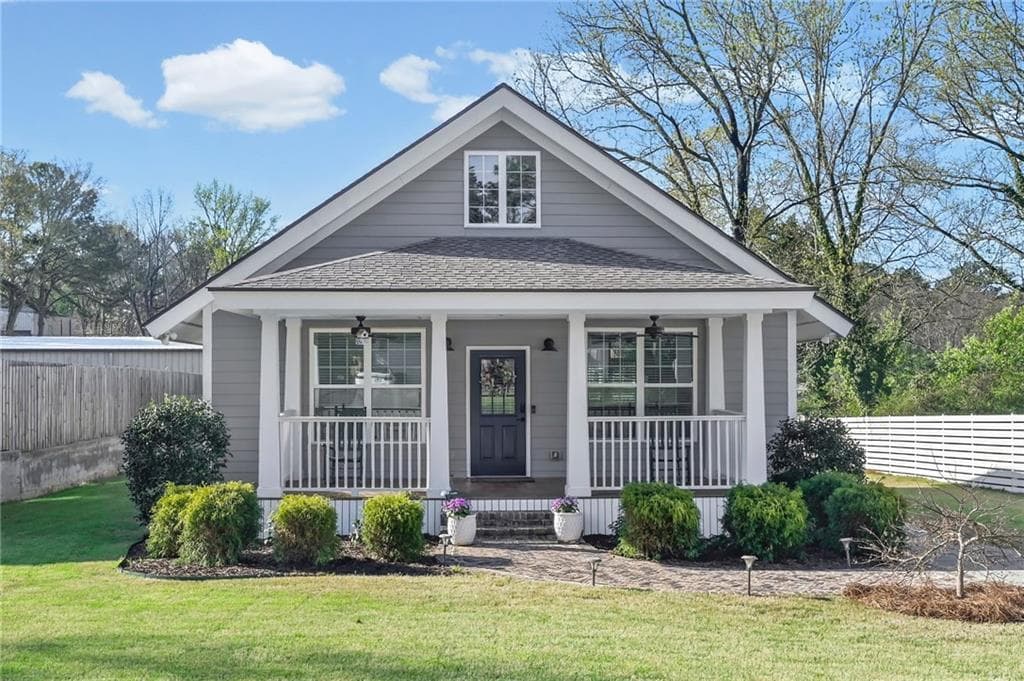 3 bedroom, 2 bathroom, 1,294 sq ft single family residence sold at 2253 Lawson Way, Atlanta, GA 30341
