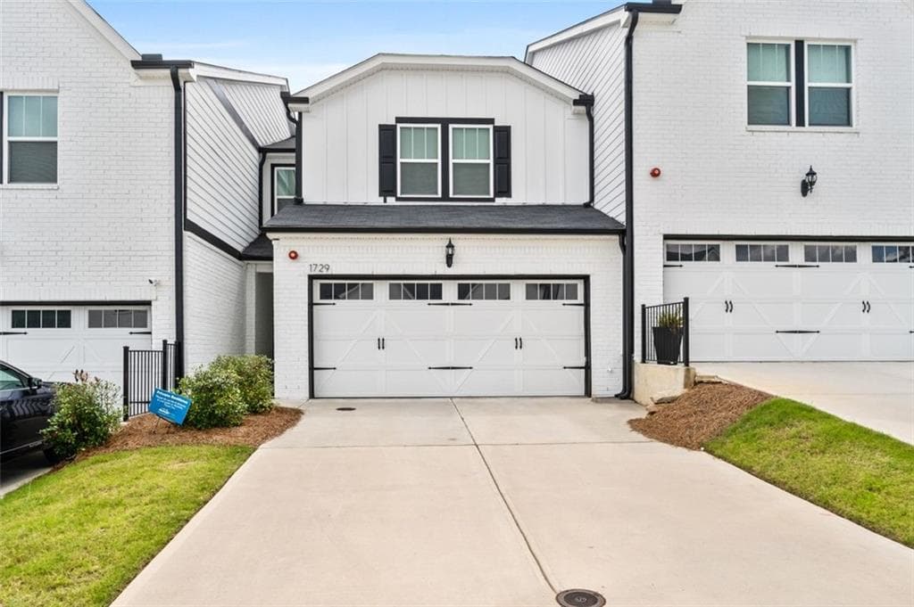 3 bedroom, 3 bathroom, 1,636 sq ft townhouse for sale at 1729 Hyssop Boulevard, Mableton, GA 30126