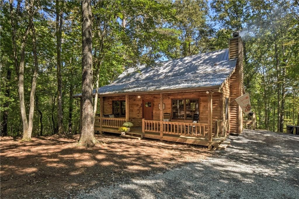 2 bedroom, 2 bathroom, 1,195 sq ft single family residence sold at 216 Brookhaven Trail, Blue Ridge, GA 30513