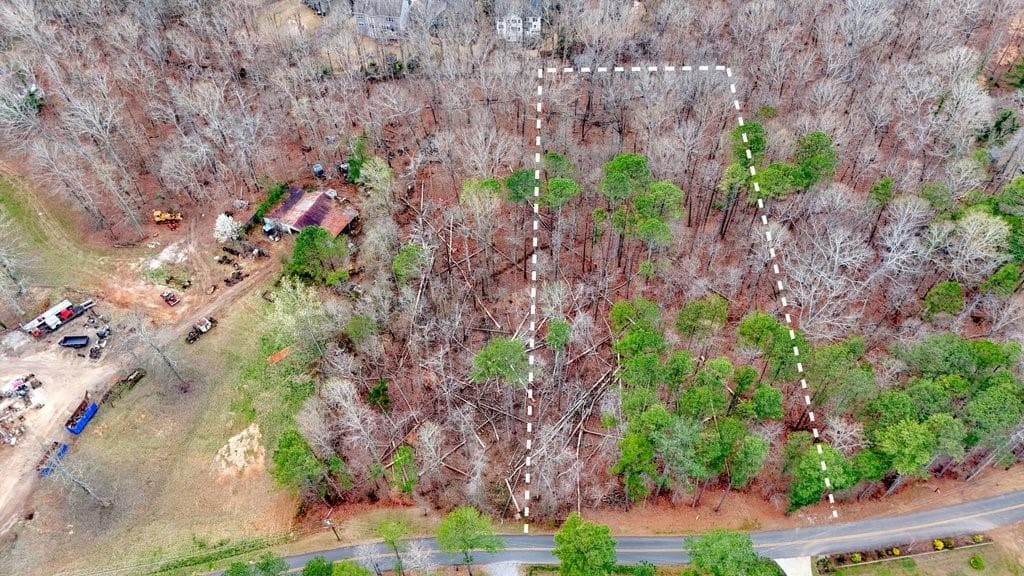 single family residence for sale at 8245 Bow Trail, Woodstock, GA 30188