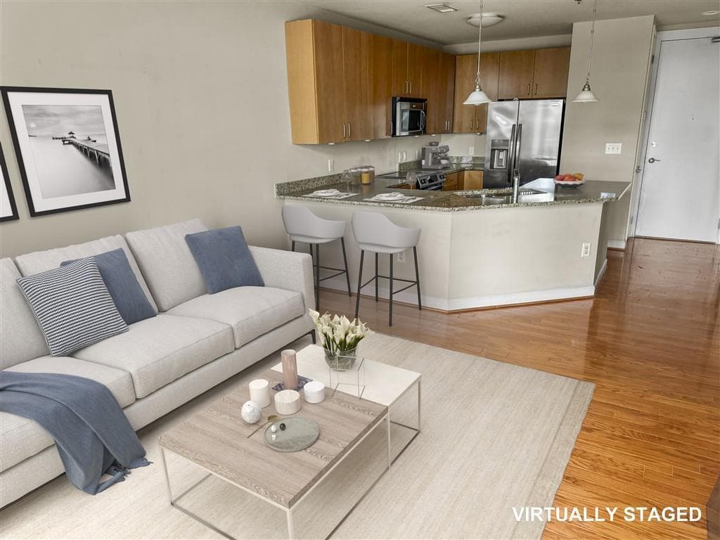 1 bedroom, 1 bathroom, 671 sq ft condominium for sale at 711 Cosmopolitan Drive 223, Atlanta, GA 30324