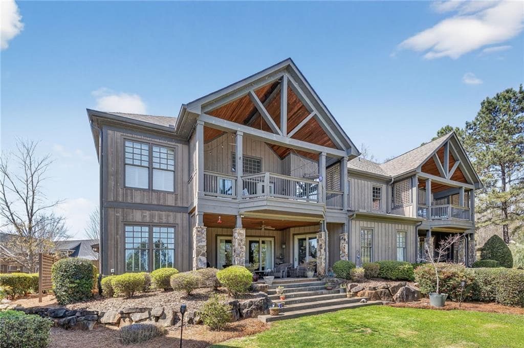 3 bedroom, 2 bathroom, 2,586 sq ft condominium for sale at 125 Arbors Lane D, Eatonton, GA 31024