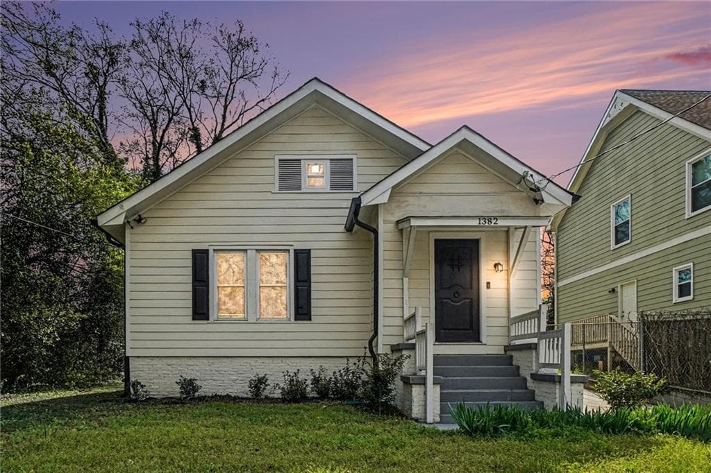3 bedroom, 2 bathroom, 1,519 sq ft single family residence sold at 1382 Elizabeth Lane, Atlanta, GA 30344