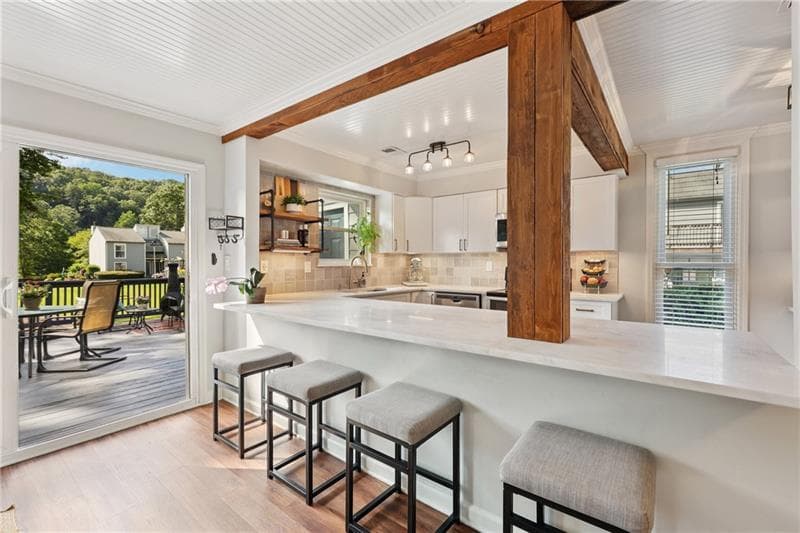 2 bedroom, 3 bathroom, 1,538 sq ft townhouse sold at 1027 Riverbend Club Drive, Atlanta, GA 30339