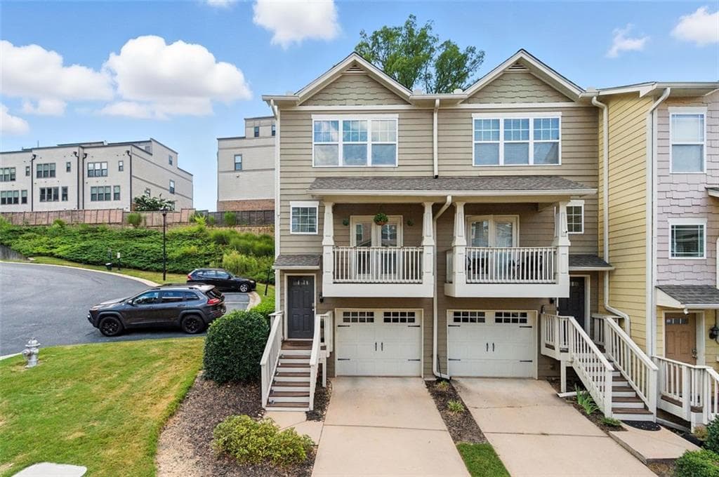 3 bedroom, 4 bathroom, 1,326 sq ft townhouse sold at 2038 Liberty Court, Atlanta, GA 30318