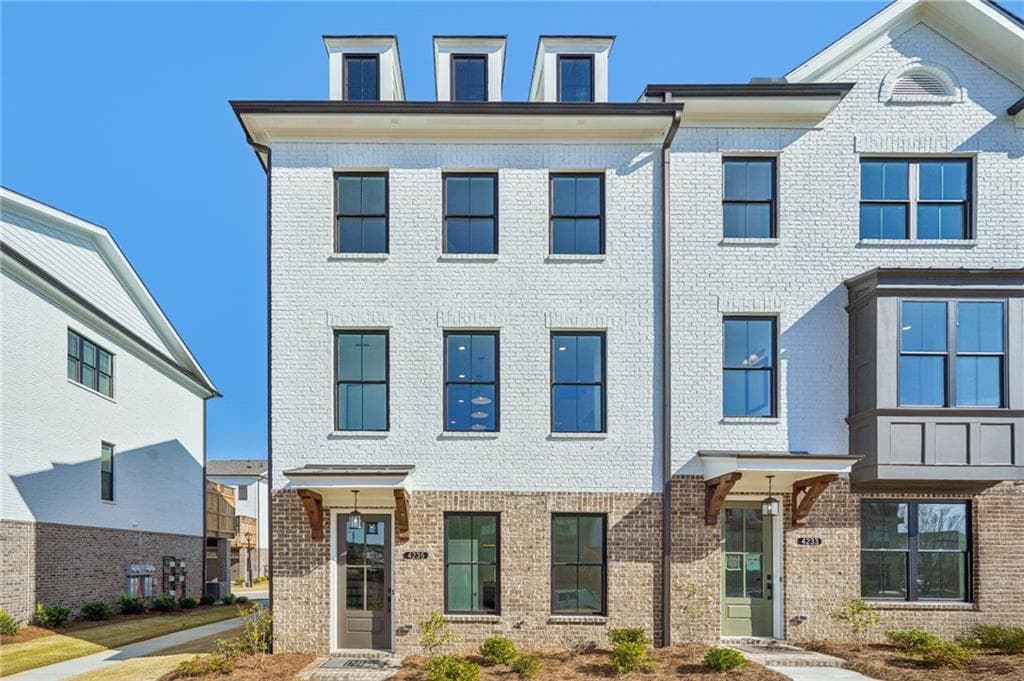 3 bedroom, 4 bathroom, 1,893 sq ft townhouse sold at 4235 Millcroft Place 205, Buford, GA 30518