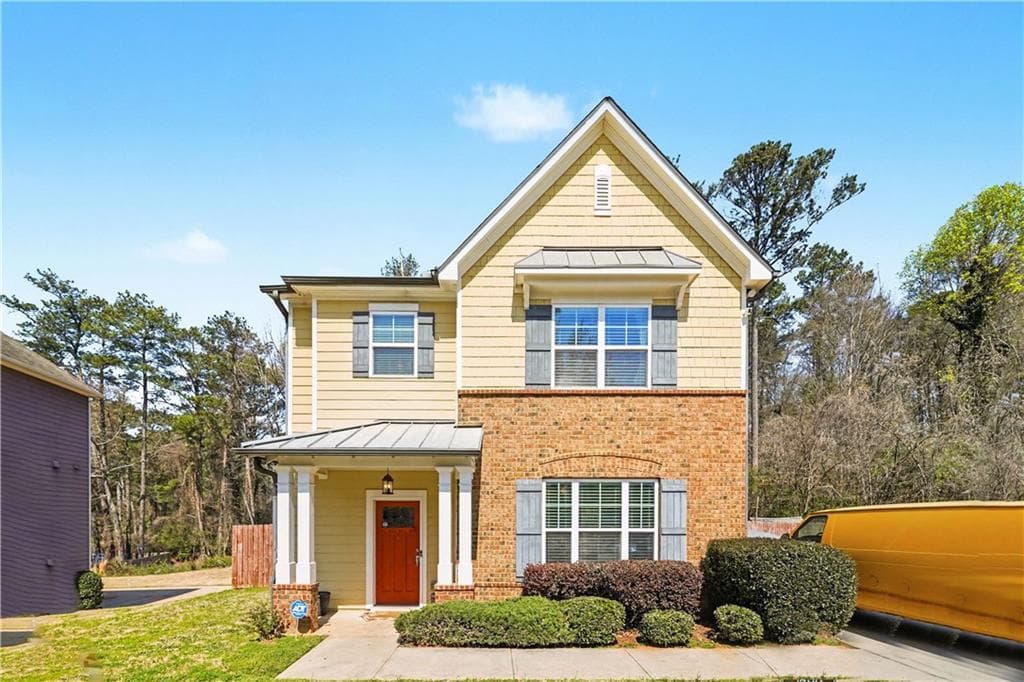 3 bedroom, 3 bathroom, 1,904 sq ft single family residence for sale at 2652 Tilson Road, Decatur, GA 30032