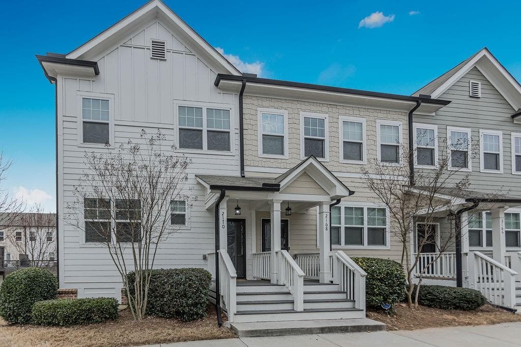 3 bedroom, 4 bathroom, 1,926 sq ft townhouse sold at 2170 Wiggins Walk, Atlanta, GA 30316