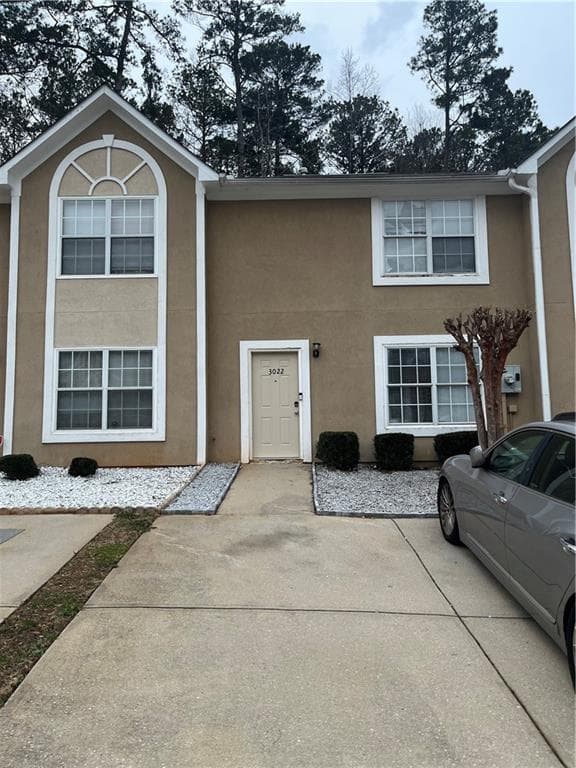 3 bedroom, 3 bathroom, 1,188 sq ft townhouse for sale at 3022 Fields Drive, Lithonia, GA 30038