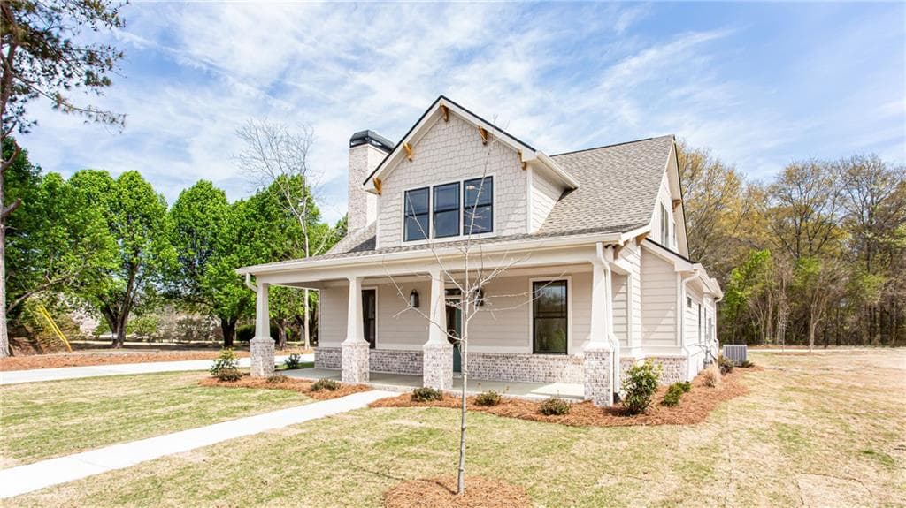 4 bedroom, 3 bathroom, 2,500 sq ft single family residence for sale at 2044 Bennett Road, Grayson, GA 30017