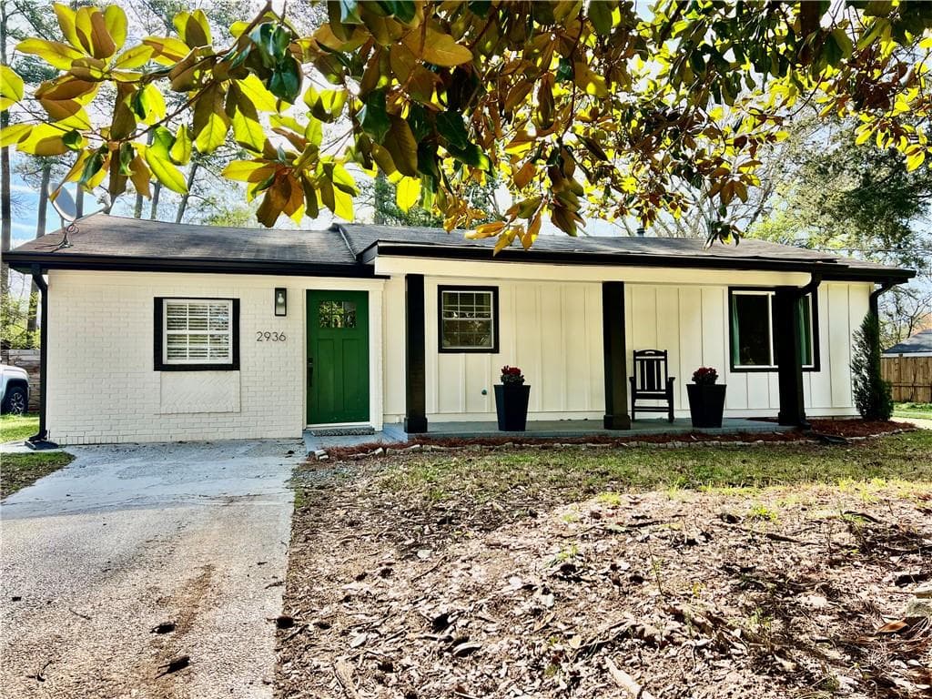 2936 Hall Drive, Smyrna, GA 30082 — most recent listing photo