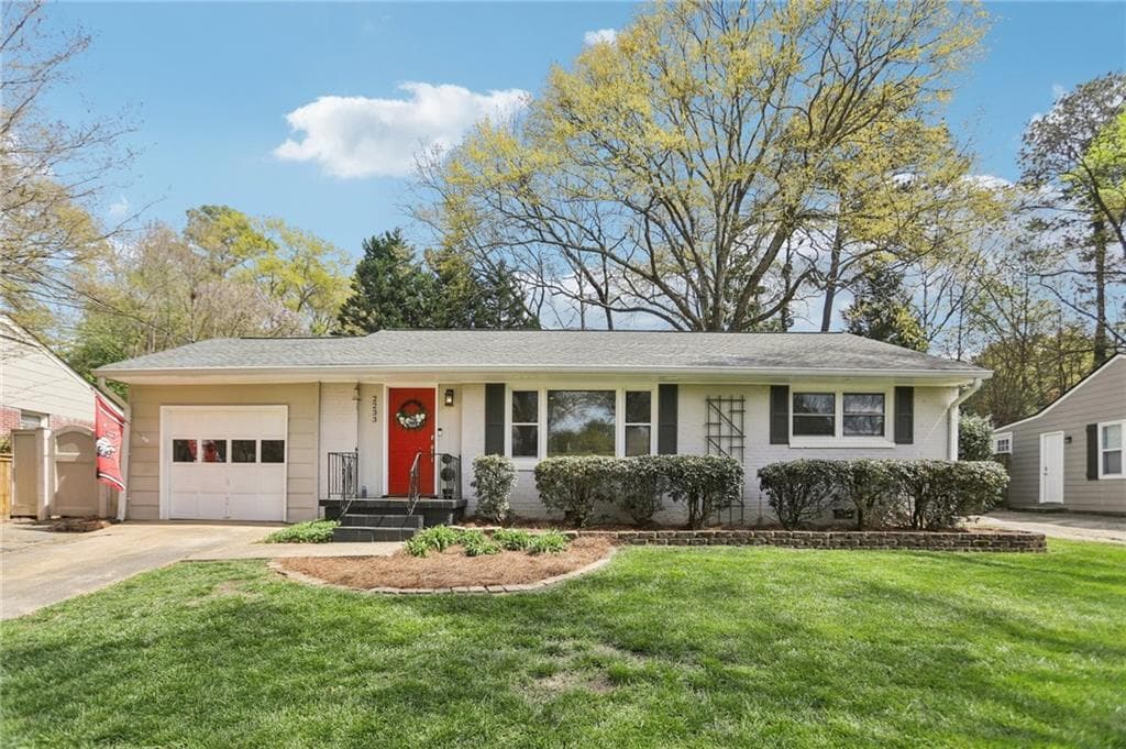 2 bedroom, 1 bathroom, 1,120 sq ft single family residence sold at 2233 Rando Lane, Atlanta, GA 30318