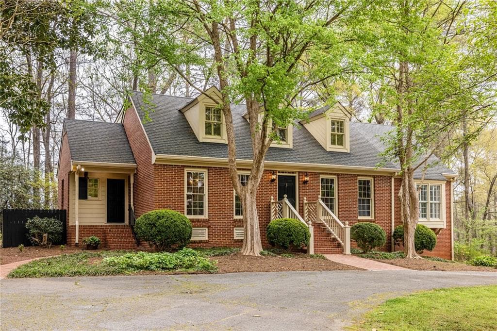4 bedroom, 3 bathroom, 3,000 sq ft single family residence sold at 770 Riverbend Road, Monroe, GA 30655