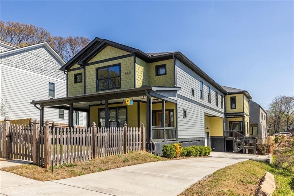 3 bedroom, 3 bathroom, 1,742 sq ft townhouse sold at 976 Dunning Street B, Atlanta, GA 30315
