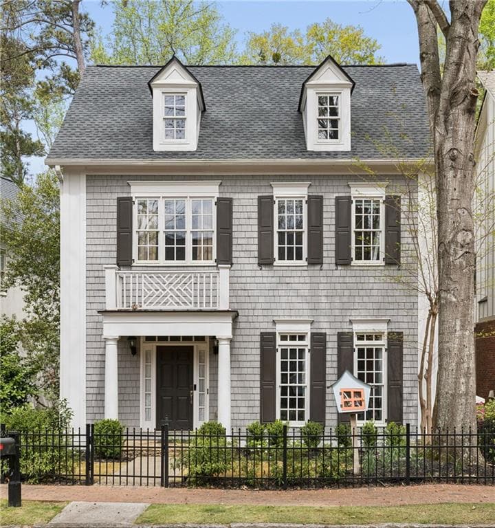 5 bedroom, 4 bathroom, 4,165 sq ft single family residence sold at 639 Kimberly Lane, Atlanta, GA 30306