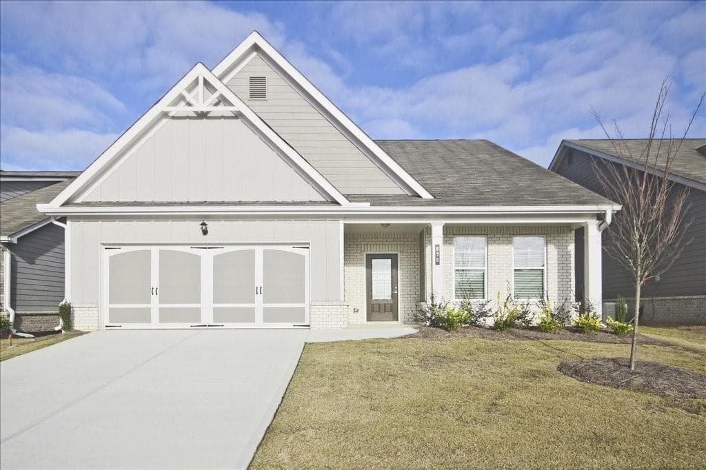 3 bedroom, 2 bathroom, 1,988 sq ft single family residence sold at 625 Moorhen Way, Loganville, GA 30052