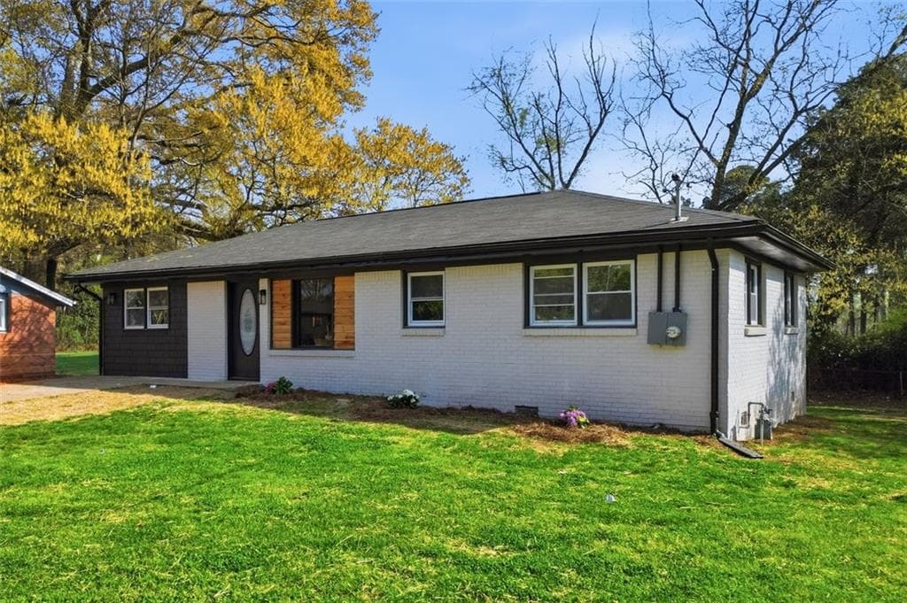 3 bedroom, 1 bathroom, 1,145 sq ft single family residence sold at 306 Dink Lane, Marietta, GA 30060