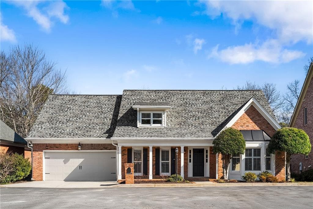 4 bedroom, 4 bathroom, 2,976 sq ft single family residence sold at 1827 Hermitage Place, Decatur, GA 30033