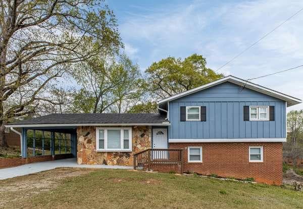 4 bedroom, 2 bathroom, 1,792 sq ft single family residence for sale at 407 Northside Drive, Griffin, GA 30223