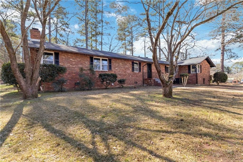4 bedroom, 2 bathroom, 1,859 sq ft single family residence sold at 116 Lake Pointe Court, Stockbridge, GA 30281