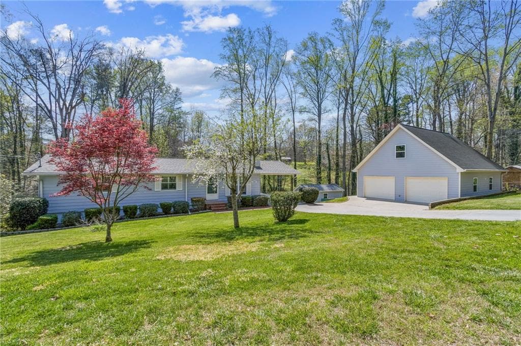 3335 Dogwood Circle, Cumming, GA 30041 — most recent listing photo
